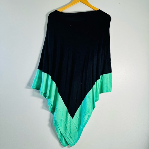 Talbots Merino Wool Modal Blend Pullover Poncho / Shrug Size Medium - Picture 5 of 5